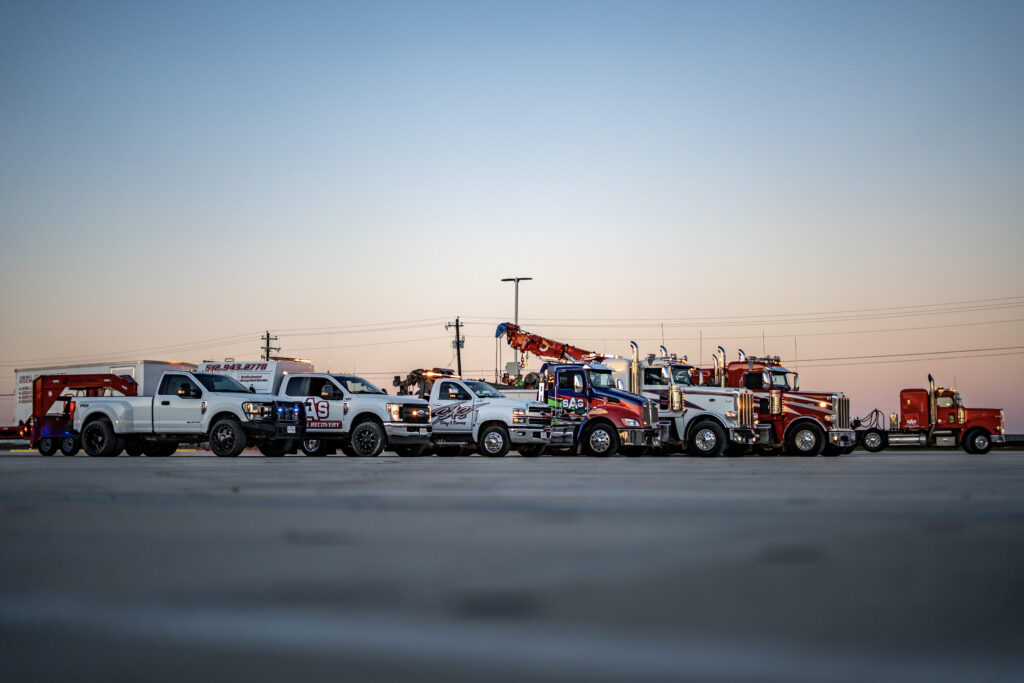 Heavy duty fleet towing Temple TX trucks